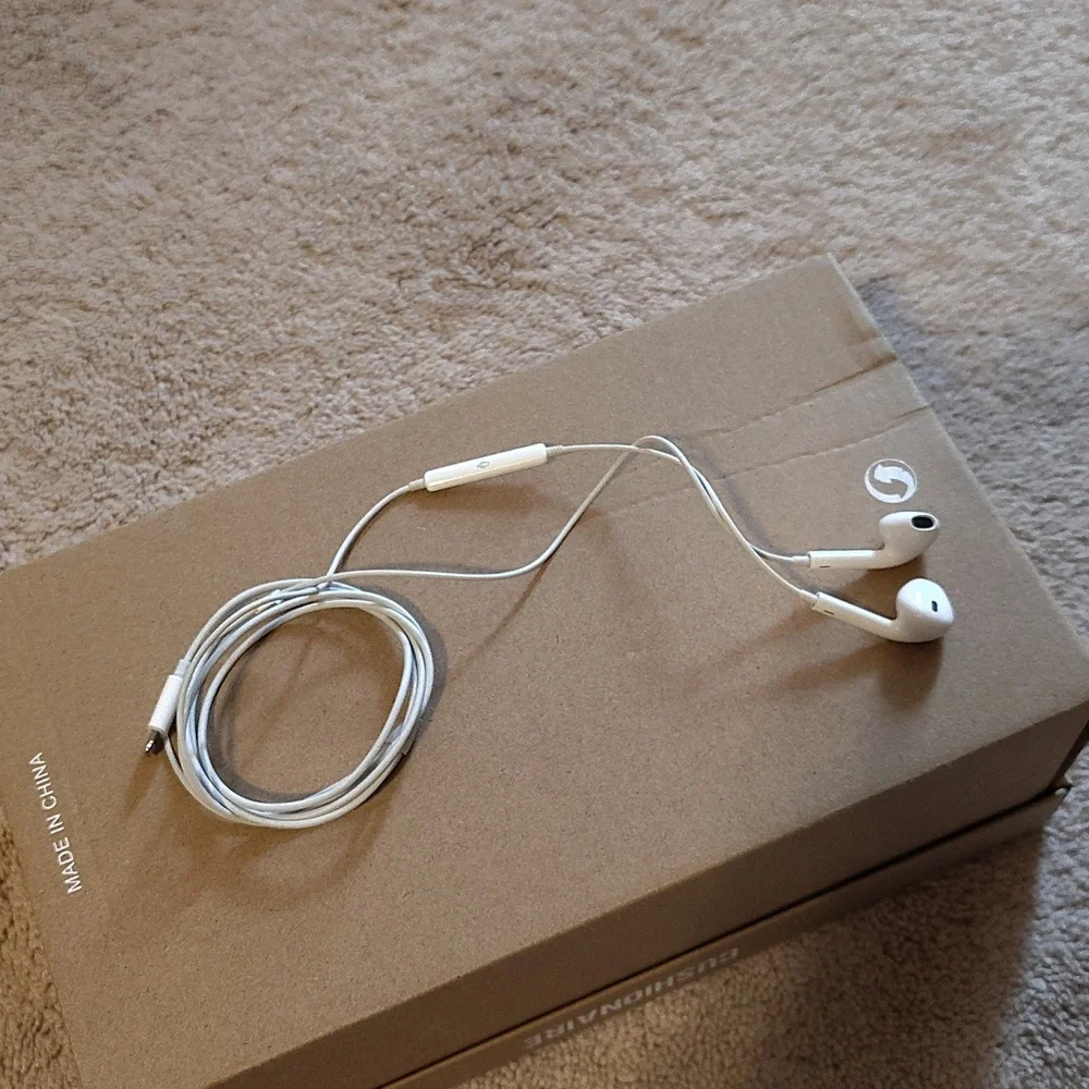 iPhone 7 - Picture 5 of 5